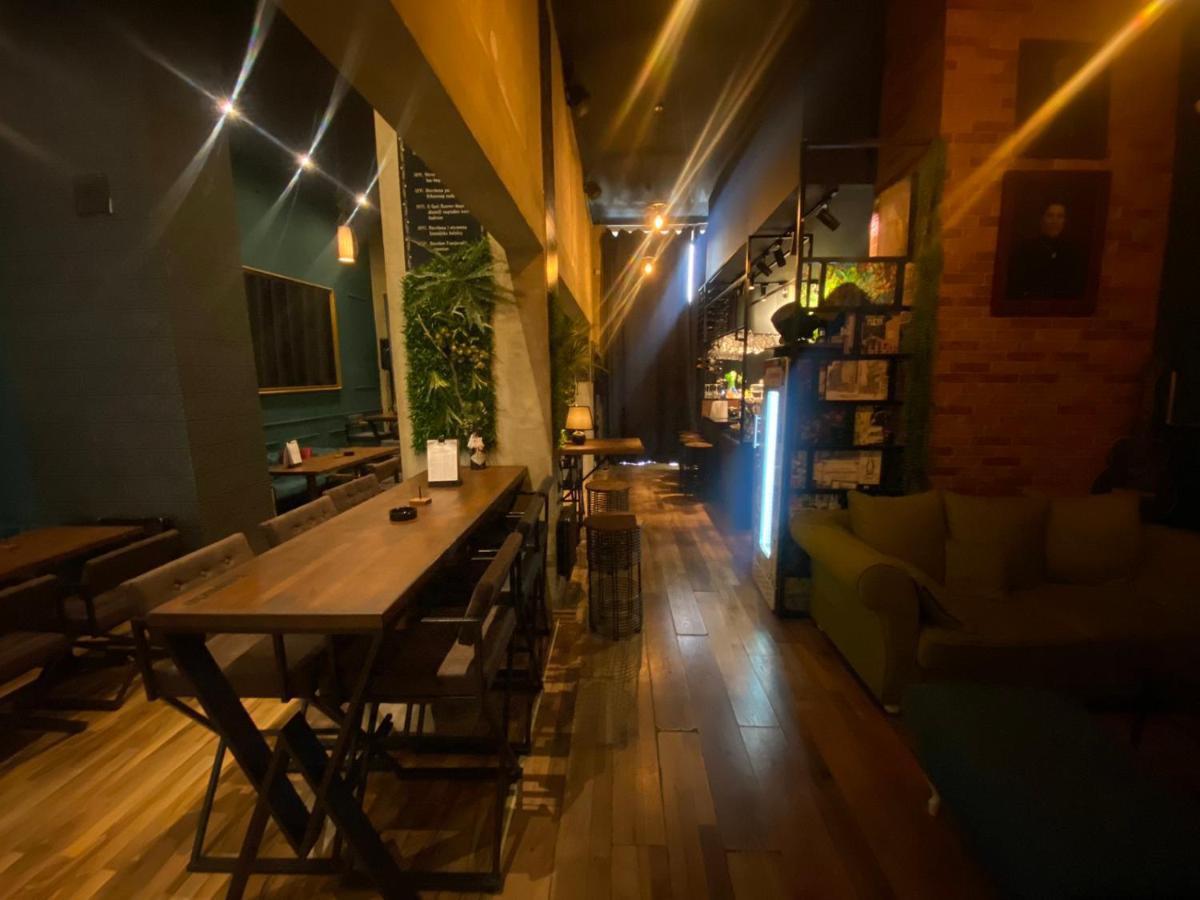 Fg Boutique Hostel Sarajevo Esterno foto