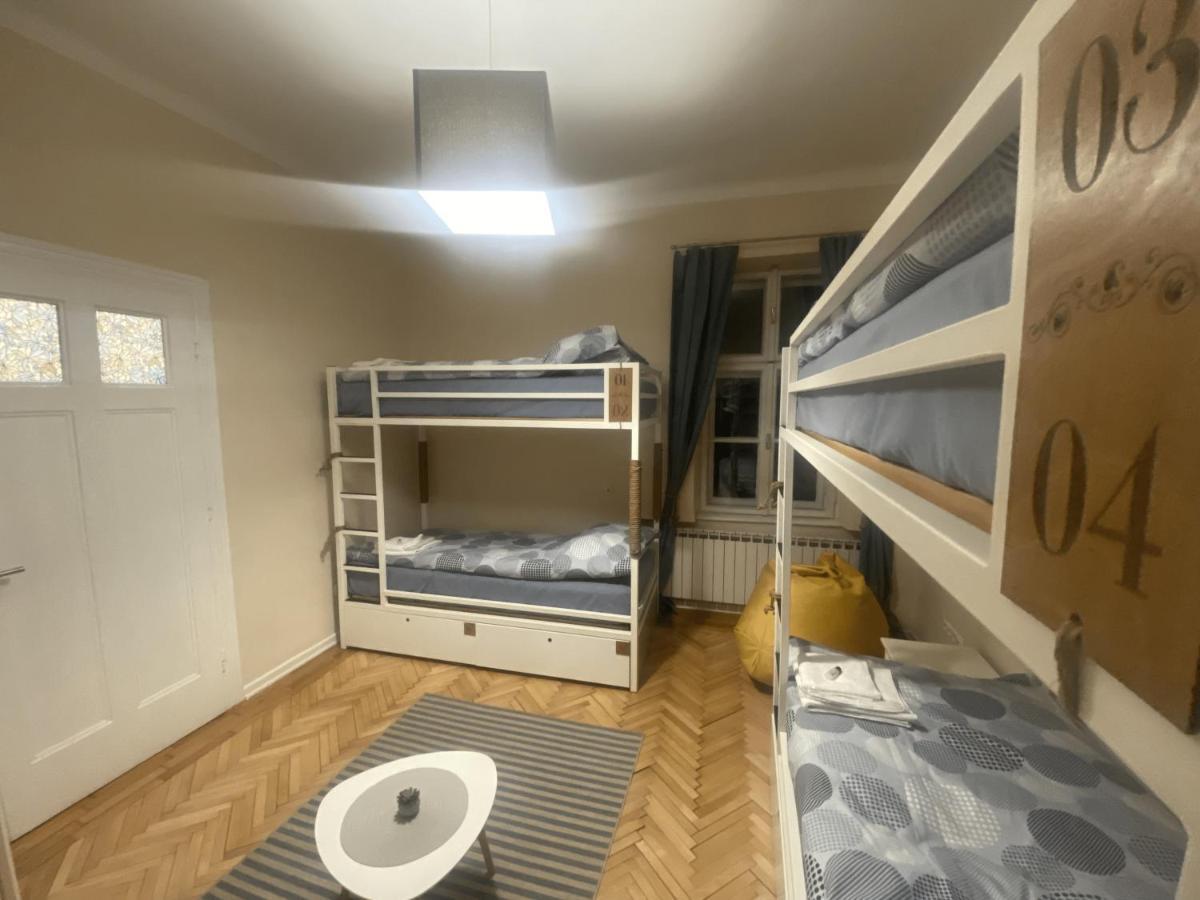Fg Boutique Hostel Sarajevo Esterno foto