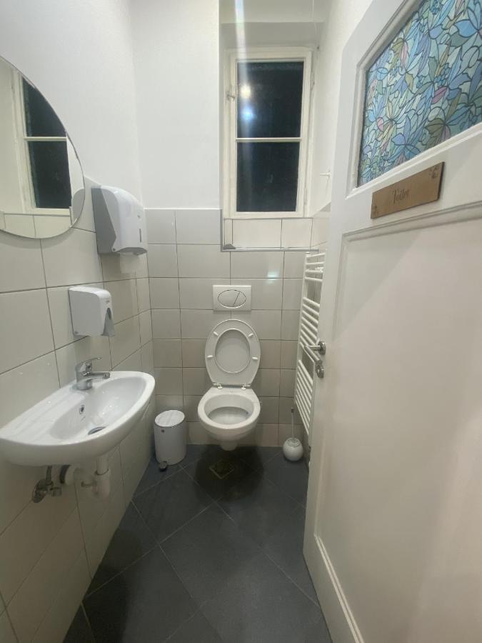 Fg Boutique Hostel Sarajevo Esterno foto