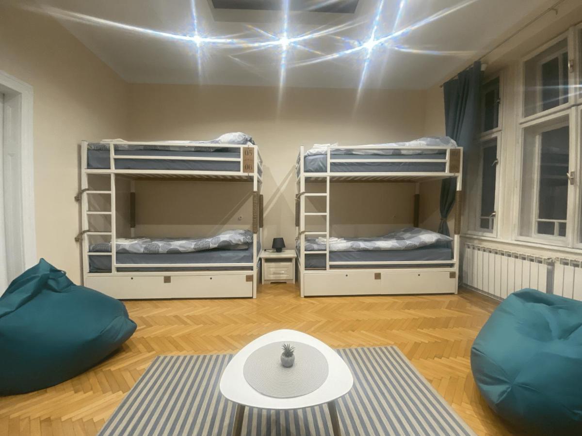 Fg Boutique Hostel Sarajevo Esterno foto