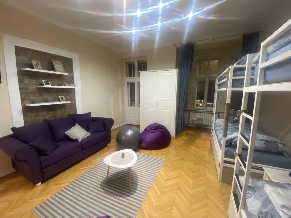 Fg Boutique Hostel Sarajevo Esterno foto
